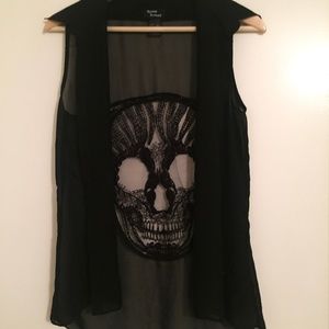 Black Tank Top Blouse w/ Skull Design